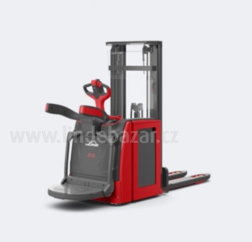Ručně vedený vysokozdvižný vozík D 12 AP